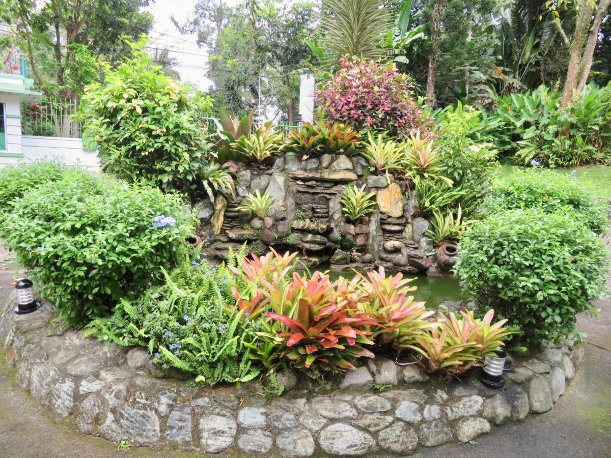 All Care Bed And Breakfast Tagaytay City Esterno foto